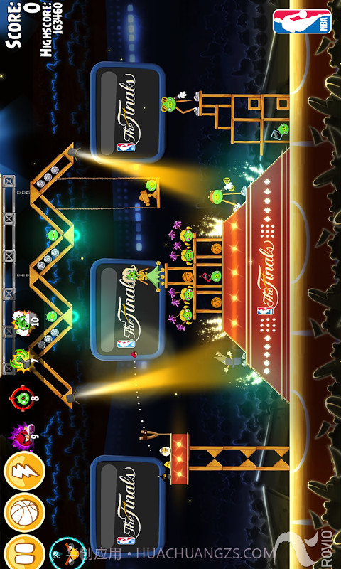 愤怒的小鸟季节版截图1